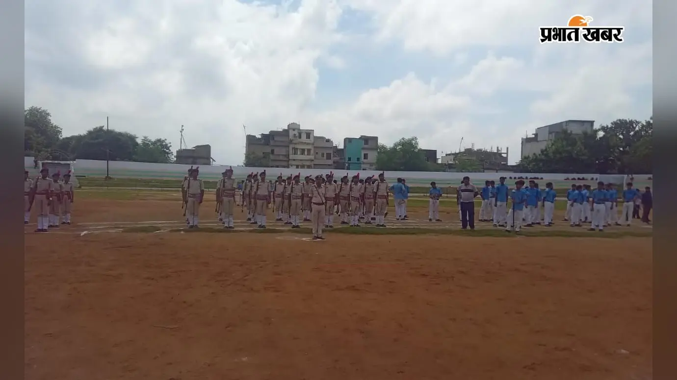 आजादी के जश्न को तैयार देवघर,डीसी-एसपी ने परखी परेड की अंतिम तैयारियां