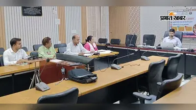 फुटपाथी दुकानदारों को पीएम स्वनिधि योजना का लाभ दिलाने में तेजी, डीएम ने बैंकों को दिए निर्देश