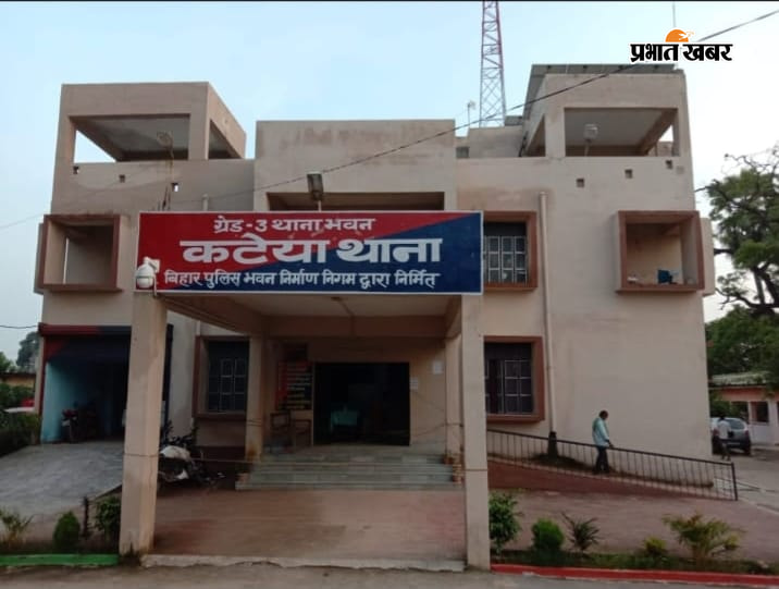 कटेया थाना, जहां 1942 में ही लहराया गया था आजादी का तिरंगा स्वतंत्रता सेनानियों की स्मृति में बना शहीद स्मारक | Prabhat Khabar Network