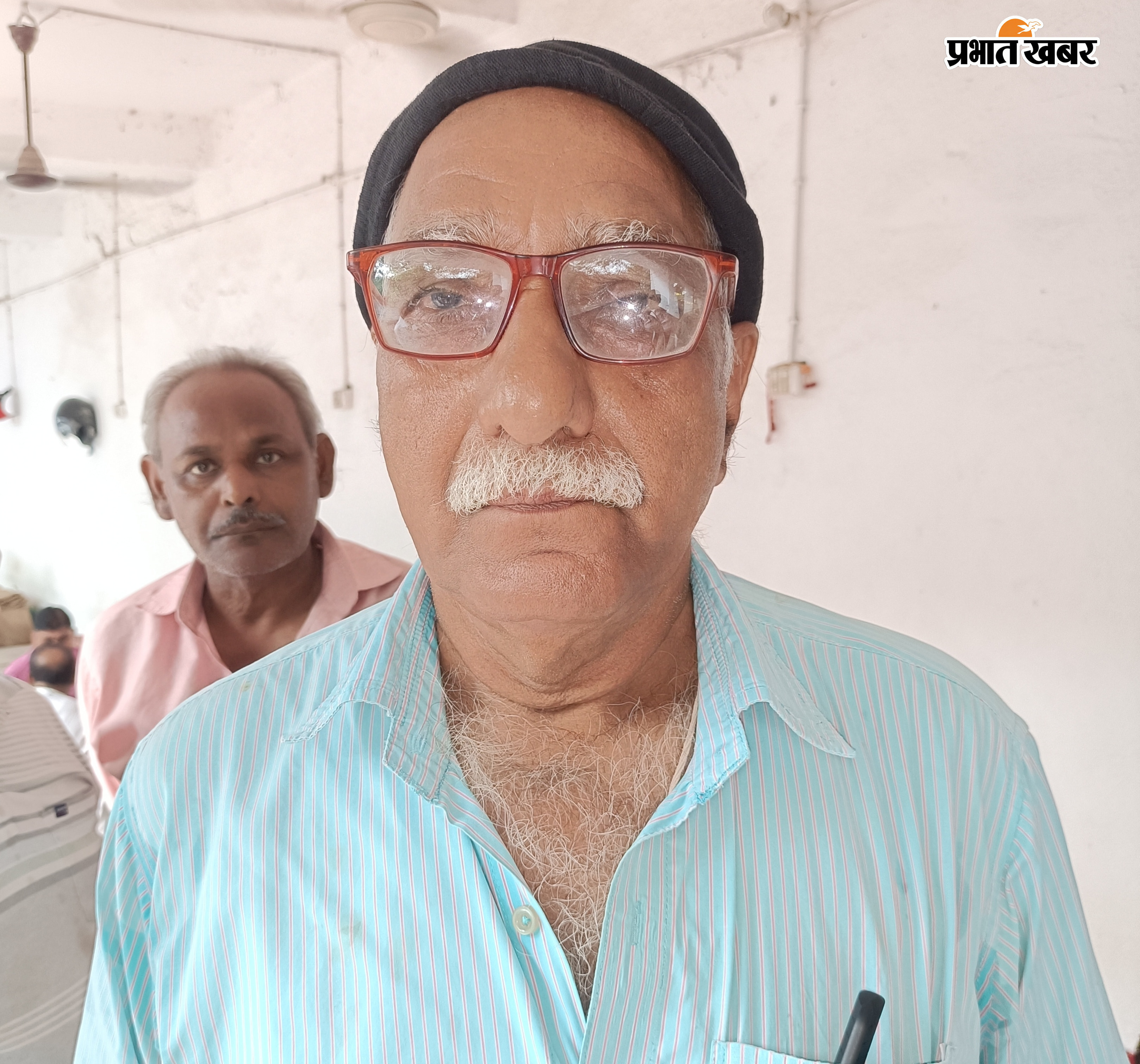 नोट: फोटो नंबर 13 सीएचपी 8 है कैप्सन होगा-कृष्णानंद मिश्रा, कातिब | Prabhat Khabar Network