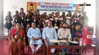 रक्षाबंधन पर झुमरीतिलैया के स्कूल में राखी बनाने की प्रतियोगिता, नाया सिंह ने जीता पहला स्थान