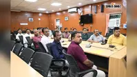 गोपालगंज में उर्वरक की कालाबाजारी पर डीएम सख्त, सरकारी दर पर खाद देने का निर्देश