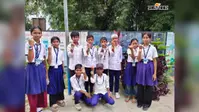 गोथरा स्कूल में बच्चों ने तिरंगे के रंगों से बनाई राखियां, रचनात्मकता के साथ दिया देशभक्ति का संदेश