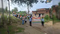 कोडरमा में एनएसएस प्रशिक्षुओं ने निकाली तिरंगा यात्रा, देशभक्ति के नारों से गूंजा इलाका