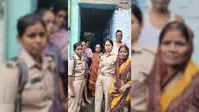 श्रावणी मेला में भटकी 75 वर्षीय कांवरिया को बांका पुलिस ने सुरक्षित घर पहुंचाया