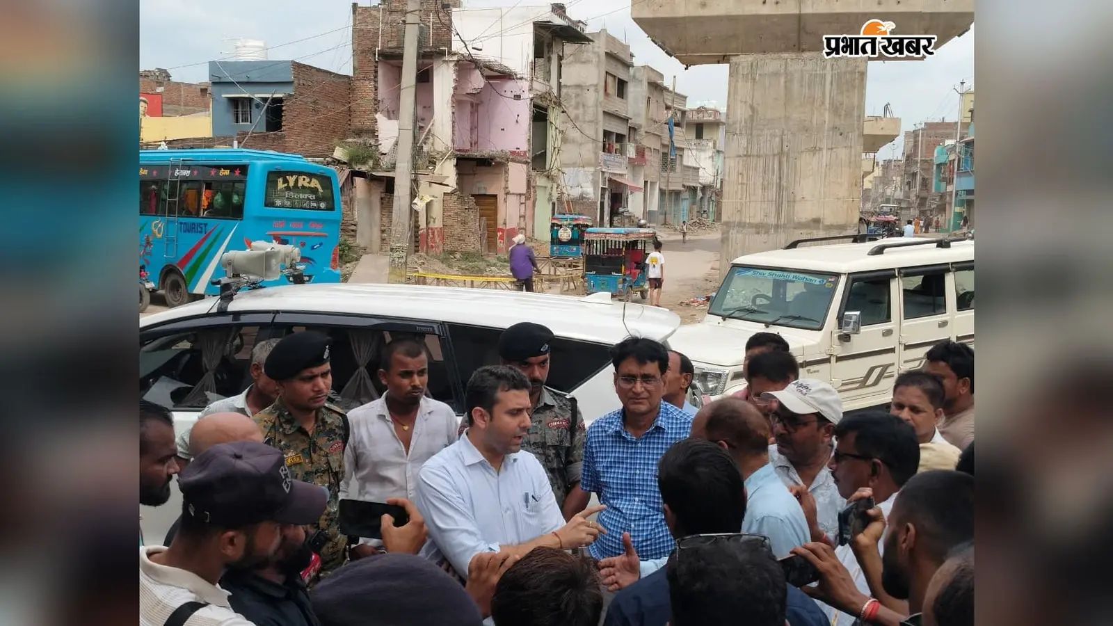 सीतामढ़ी: मेहसौल ओवरब्रिज का काम कब होगा पूरा? डीएम के निरीक्षण में सामने आई बड़ी जानकारी