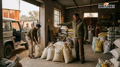 सीओ चंदनकियारी ने किया बीज भंडार में छापेमारी,चार बोरी यूरिया खाद जब्त