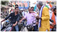 Muzaffarpur News: कलमबाग चौक पर गिरिराज सिंह फैन क्लब ने किया तिरंगा यात्रा का भव्य स्वागत