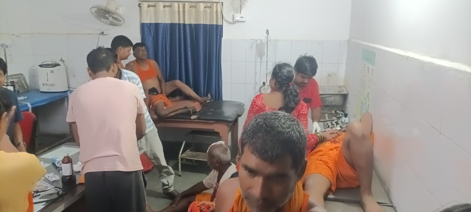 अस्पताल में इलाजरत घायल