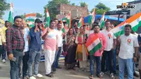 सीवान: मैरवा में स्कूली बच्चों ने निकाली भव्य तिरंगा रैली, भारत माता के जयकारों से गूंजा शहर