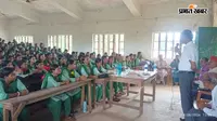 कानून के पहरेदार बनेंगे छात्र! स्कूल में गूंजा कुरीतियों के खिलाफ शंखनाद