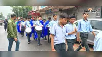 किड्स गार्डन स्कूल के छात्राओं ने निकाली प्रभात फेरी, हर घर तिरंगा का दिया संदेश