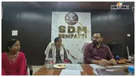 एक दिन के लिए SDM, DCLR और DSP बनीं तीन छात्राएं, फिर जो हुआ वह रहा खास