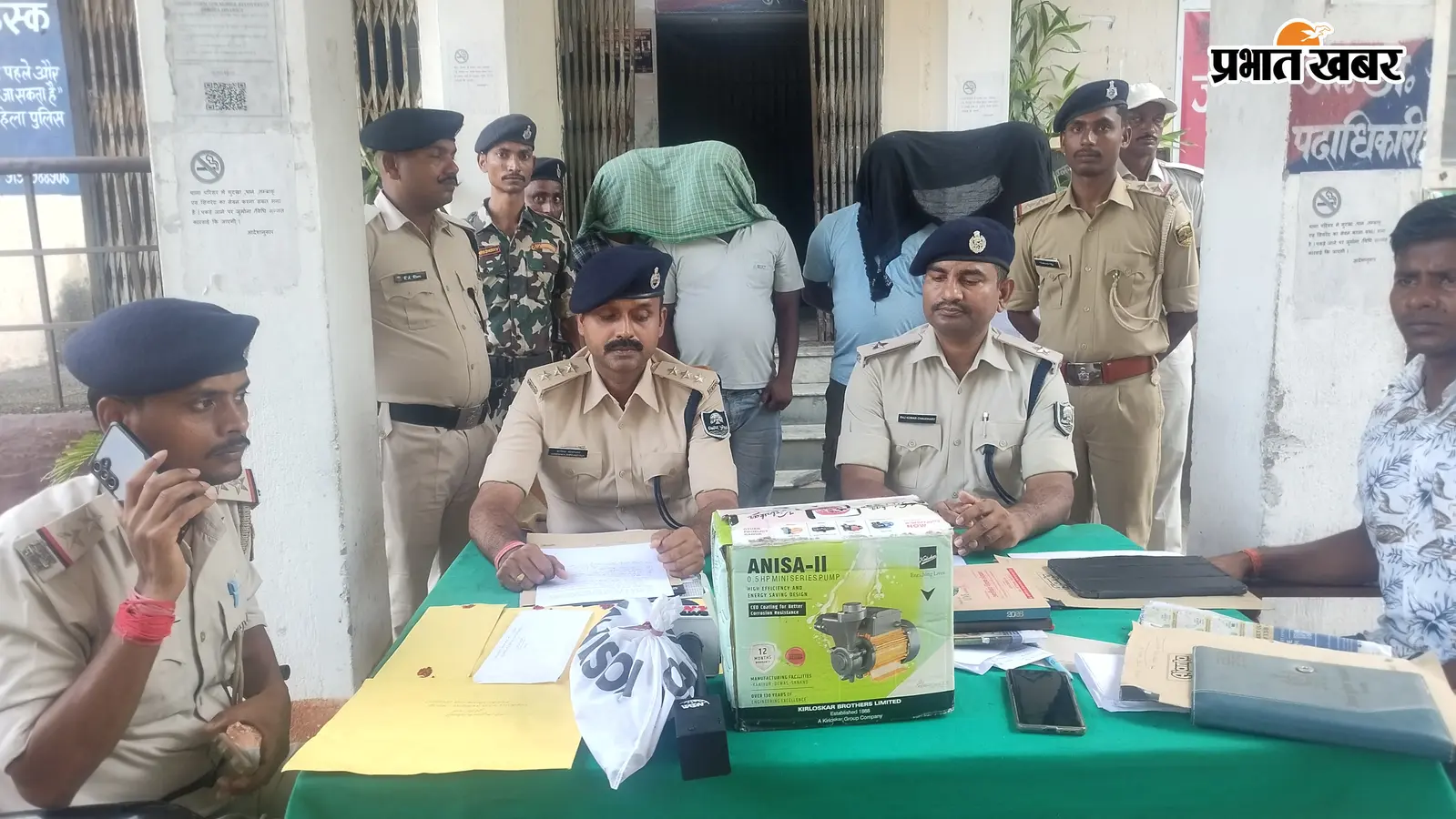 हार्डवेयर दुकानों में चोरी करने वाले अंतरराज्यीय गिरोह का भंडाफोड़, बिहार, बंगाल और झारखंड के चार शातिर गिरफ्तार