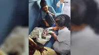 चलती ट्रेन में गूंजी नवजात की किलकारी, सहयात्रियों की मदद से महिला ने दिया स्वस्थ बच्चे को जन्म