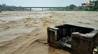 दामोदर-भैरवी के उफान से रजरप्पा में मचा हड़कंप, तांत्रिक घाट पूरी तरह डूबा; श्रद्धालुओं को अलर्ट