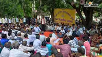 संताल परगना में पेसा एक्ट से 1932 आधारित नियोजन नीति तक की मांग, ग्राम प्रधानों का जोरदार धरना-प्रदर्शन