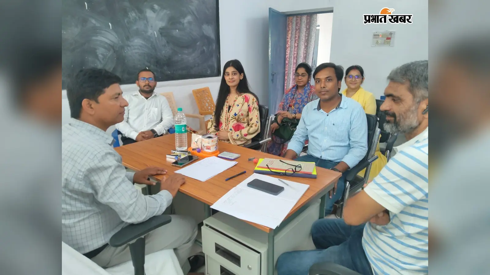 पहाड़चक राजकीय डिग्री कॉलेज में 8 प्राध्यापकों ने दिया योगदान, नियमित कक्षाएं शुरू; छात्रों में खुशी की लहर