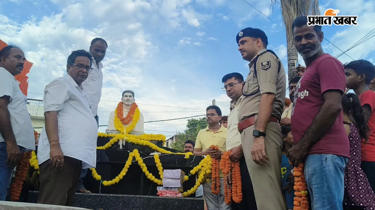 दुल्लीपट्टी के 23 वर्षीय नथुनी साह ने आजादी के लिए दी जान, जानिए शहीद चौक की कहानी