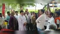 दो दिवसीय अनशन-सत्याग्रह समाप्त, बीडीओ और सीओ ने कराया जल ग्रहण