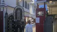 दिल्ली पुलिस की सुपौल में कार्रवाई, शादी का झांसा देने के आरोपी मेडिकल छात्र के घर चिपकाया नोटिस