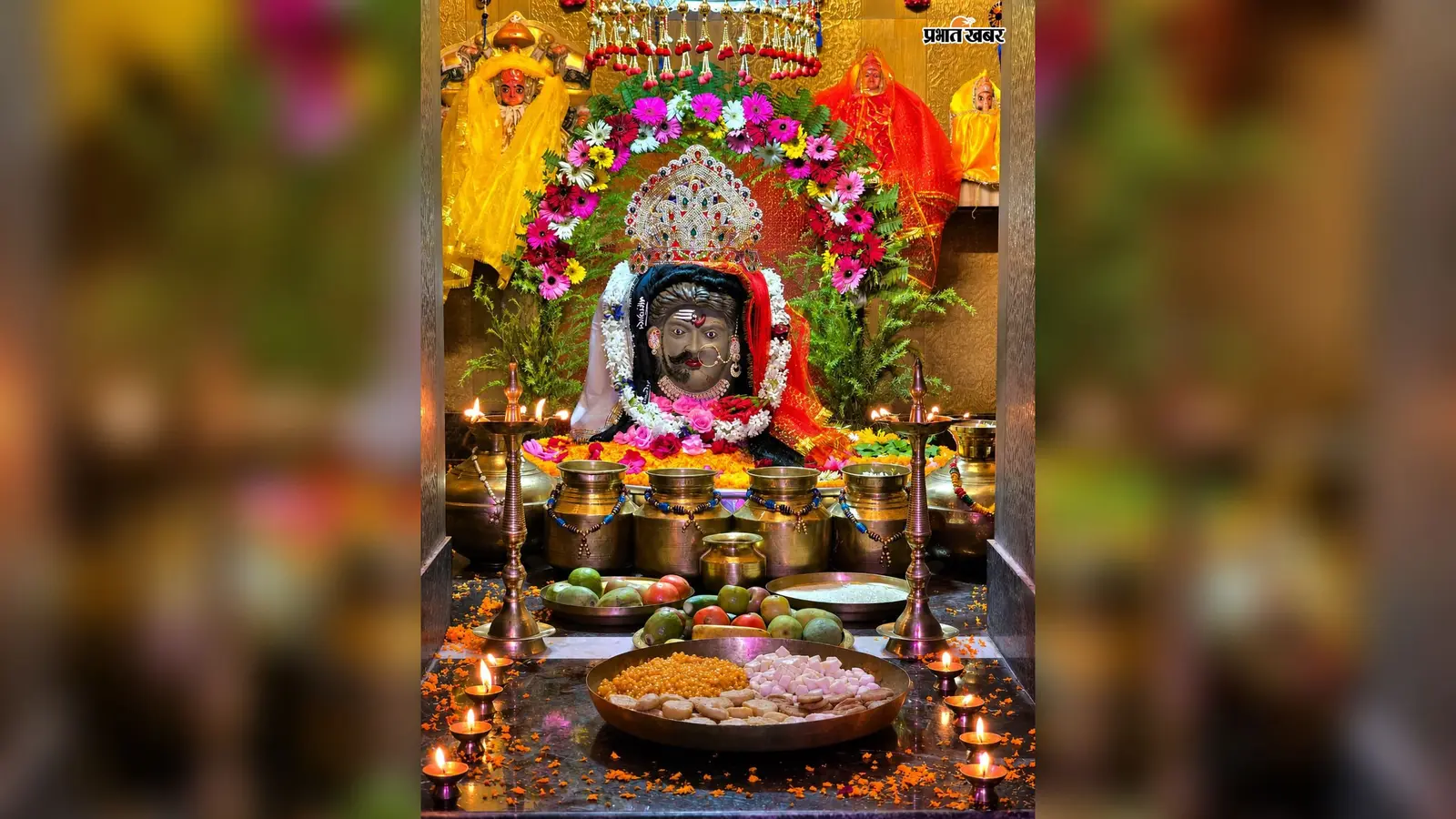 गोपालगंज: मीरगंज के औघड़दानी मंदिर में बाबा का अर्धनारीश्वर स्वरूप में हुआ भव्य श्रृंगार