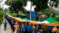 गोपालगंज: मीरगंज में निकली 500 मीटर लंबी तिरंगा यात्रा, भारत माता के जयघोष से गूंजा शहर