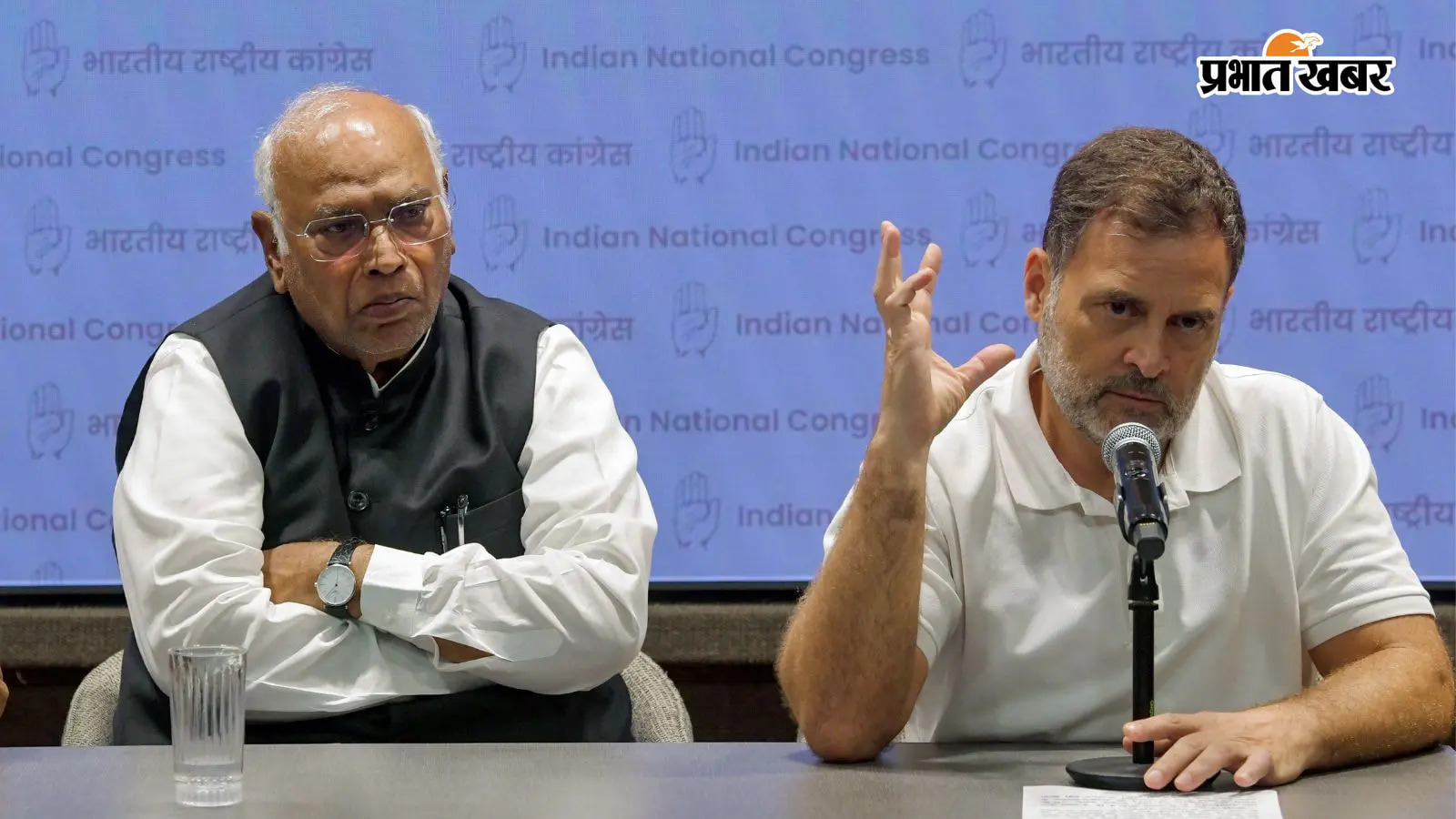 दूसरे साल भी लाल किले के समारोह में शामिल नहीं हुए राहुल-खरगे, गिरिराज ने उठाए सवाल