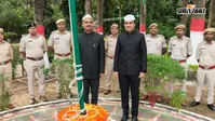 भागलपुर वन विभाग में मनी आजादी की 80वीं वर्षगांठ: क्षेत्रीय मुख्य वन संरक्षक ने फहराया तिरंगा, विलुप्तप्राय कछुए को प्राकृतिक आवास में छोड़ा