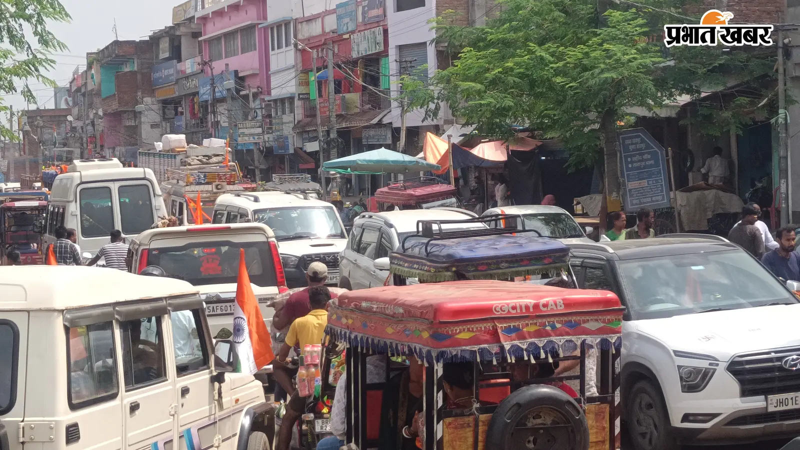 15 अगस्त पर तारापुर में भीषण जाम, झंडोत्तोलन से वंचित रहे नेता-कार्यकर्ता, एंबुलेंस भी फंसी