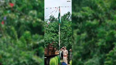 बच्चों, युवाओं और अधिकारियों ने लिया संकल्प, खास अंदाज में मना स्वतंत्रता दिवस