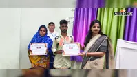 सासाराम नगर निगम की पहल: स्वच्छ सासाराम में उत्कृष्ट योगदान पर दो सफाई कर्मियों को मिला प्रशस्ति पत्र, मेयर ने किया सम्मानित