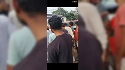 करैत के डंसने से छह वर्षीय बच्चे की मौत, ग्रामीणों ने सड़क जाम की