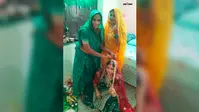 मधुश्रावणी पर्व का भव्य समापन: 13 दिनों के अनुष्ठान के बाद नवविवाहिताओं ने दी 'टेमी' की अग्नि परीक्षा