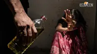 कमरे में चाचा के साथ मिली शादीशुदा बेटी, मां का चढ़ा पारा, दोनों पर डीजल डालकर जिंदा जलाने की कोशिश