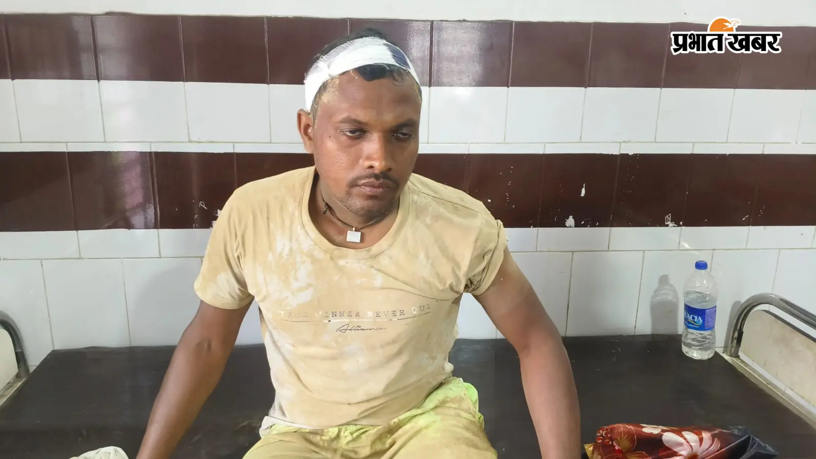 खेत में धान रोपने को लेकर दो पक्षों में मारपीट, दो महिला सहित पांच घायल