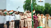 बक्सर: राजपुर में शान से लहराया तिरंगा, संविधान की प्रस्तावना पढ़कर लिया समतामूलक समाज का संकल्प