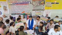 पटना: थम नहीं रहा 70वीं BPSC का मुद्दा, छात्रों के समर्थन में भगत सिंह की तस्वीर लेकर क्यों बैठे पप्पू यादव?