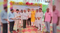 बक्सर के केसठ में कृषि के क्षेत्र में बेहतर प्रदर्शन करने वाले सात किसान सम्मानित