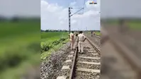 मौलानापाड़ा के पास रेल ट्रैक पर मिला अज्ञात व्यक्ति का शव, सिर कुचलने से नहीं हो सकी पहचान