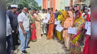 स्वतंत्रता दिवस पर 29 लाभुकों को मिला बंदोबस्ती पर्चा, पांच प्रगतिशील किसान भी सम्मानित