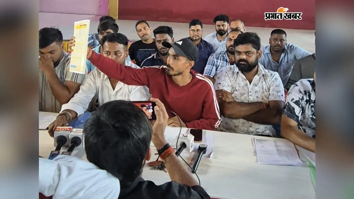 ‘कोडरमा क्रिकेट किसी की जागीर नहीं’, खिलाड़ियों ने KDCA की कार्यप्रणाली पर उठाये गंभीर सवाल