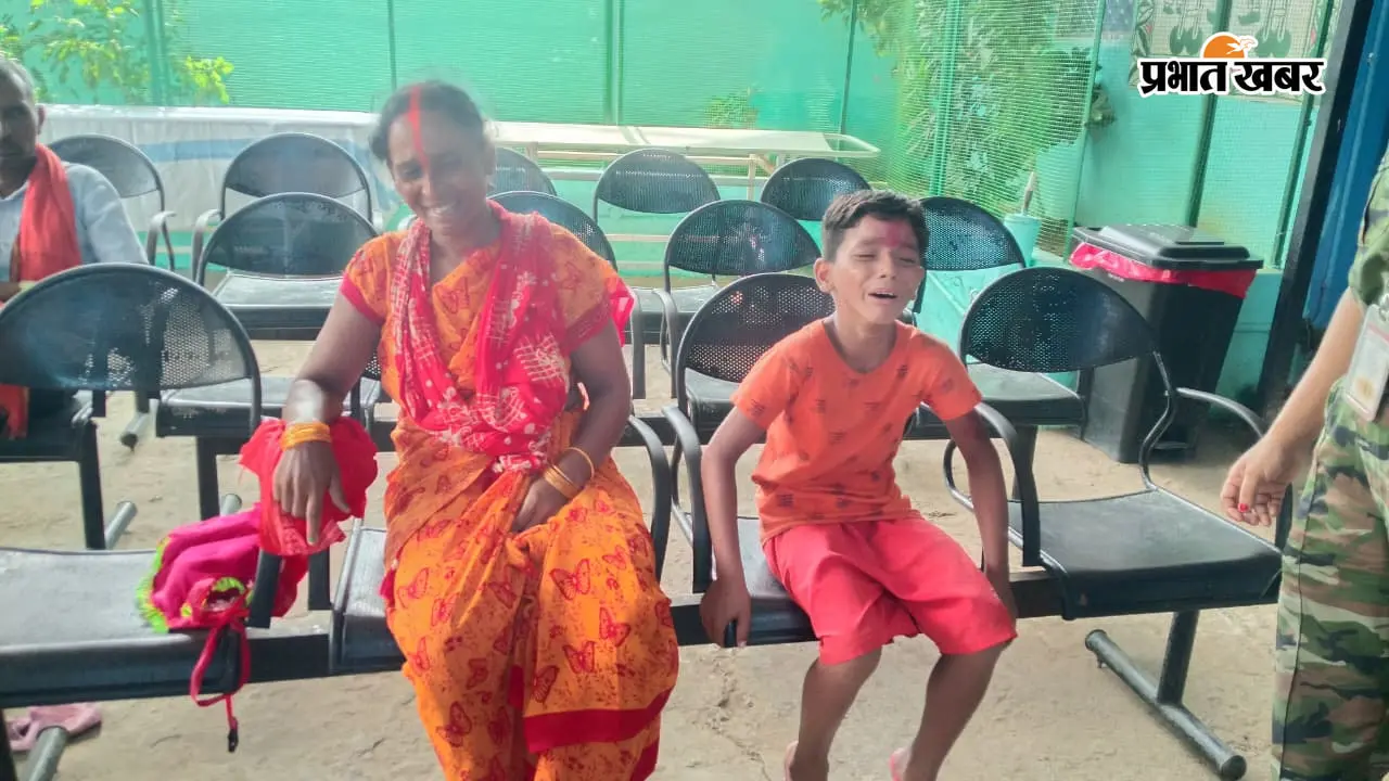 जिलेबिया मोड़ कांवरिया पथ पर आरा के कांवरिया की हार्ट अटैक से मौत, पत्नी शव लेकर लौटी