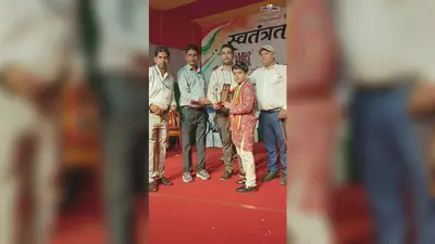 रोहतास: देशभक्ति गीत से गूंजा मल्टीपरपज हॉल, एकल गायन में अद्वैत साह ने जीता प्रथम पुरस्कार