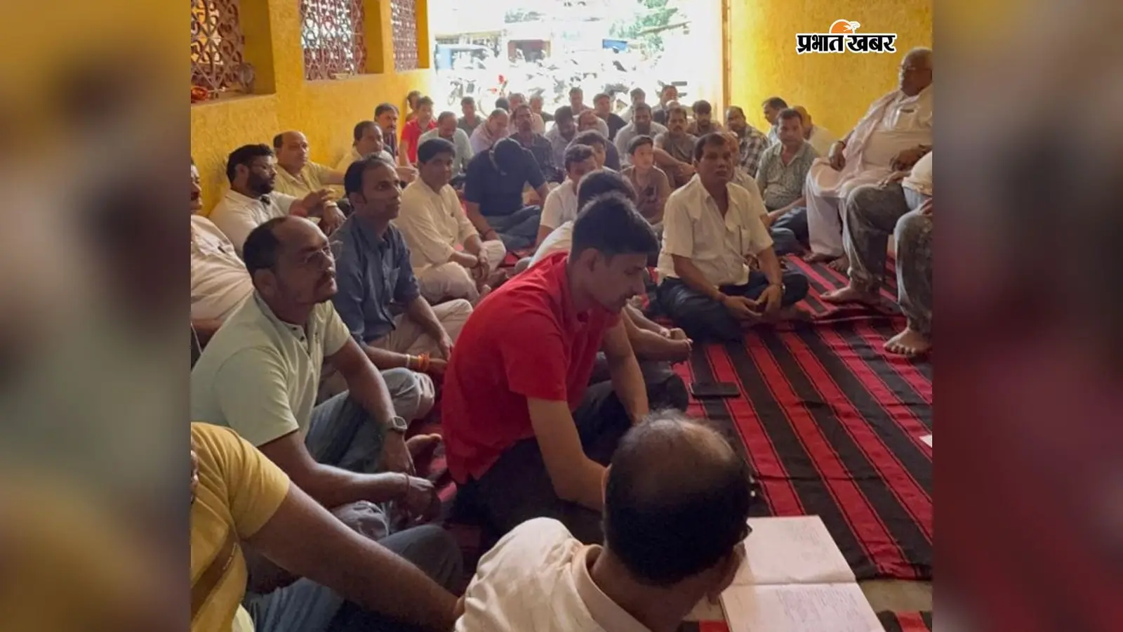 गुमला में दुर्गा पूजा को लेकर बड़ा फैसला, पुरानी कमेटी भंग; निर्मल सिंह को मिली नई जिम्मेदारी