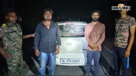 गोपालगंज के भोरे में 315 लीटर शराब के साथ दो तस्कर गिरफ्तार, बाइक और कार जब्त