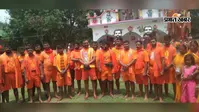 आस्था की राह पर निकले कांवरिये, बुजुर्गों का आशीर्वाद लेकर बाबा धाम के लिए हुए रवाना