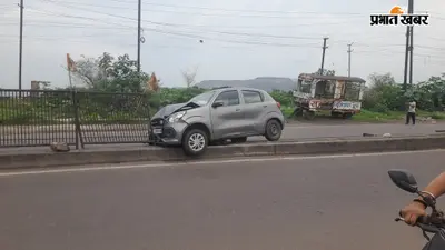 अधूरे डिवाइडर पर चढ़ी कार, सेवानिवृत्त बीएसएल कर्मी घायल