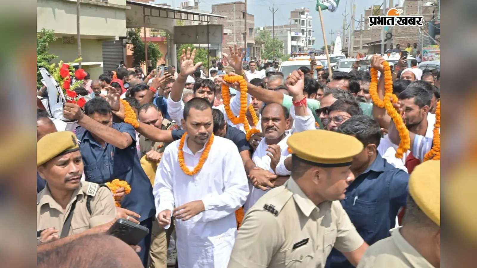 लखीसराय में स्वास्थ्य मंत्री निशांत कुमार का जदयू कार्यकर्ताओं ने किया भव्य स्वागत