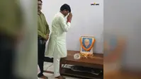 अटल बिहारी वाजपेयी की पुण्यतिथि पर विधायक शत्रुघ्न महतो ने दी श्रद्धांजलि